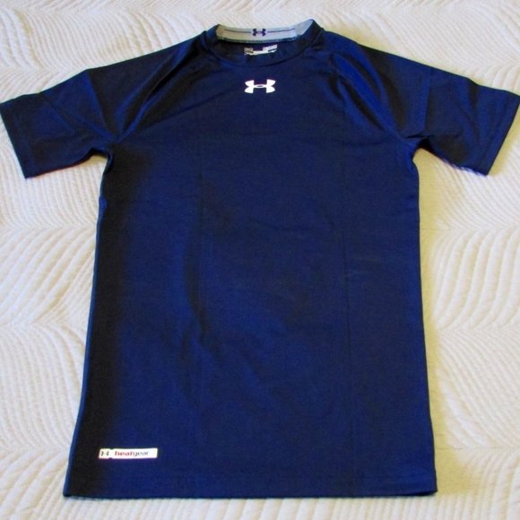 Under Armour Other - 𝅺Under Armour T-Shirt